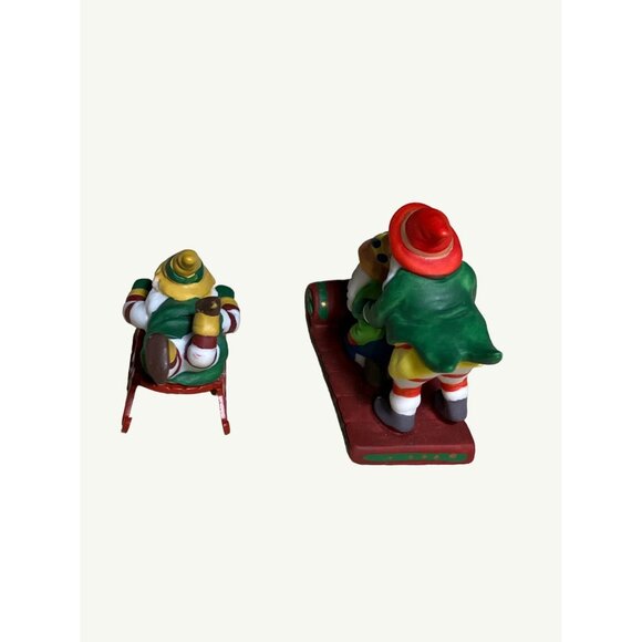 The Heritage Village Accessories Collection  Testing The Toys Figurines - Picture 7 of 11